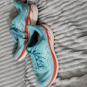 Hoka W Clifton 8 Size 7B